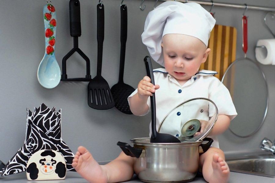 Dieta para madres lactantes: cocinar sopas