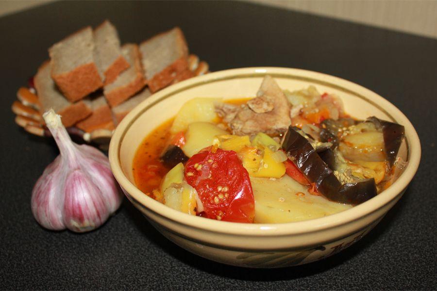 Khashlama de cordero con papas  cómo cocinar un plato de carne, wikipedia