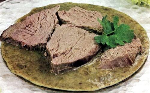 Boiled meat on a plate