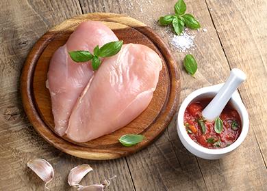Kako marinirati piletinu za pečenje u pećnici  cijela marinirana piletina