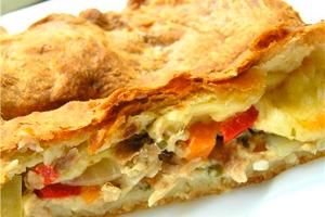 Puff pastry with cabbage and pepper