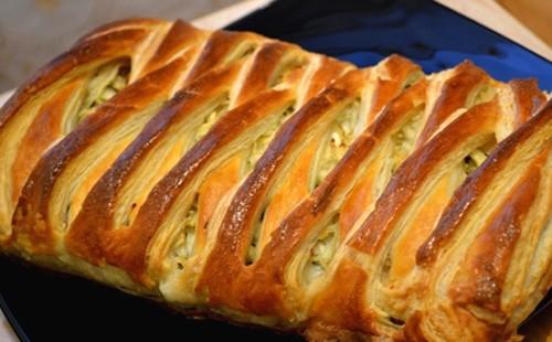 Puff pastry cabbage pie