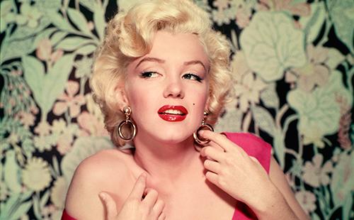 Marilyn Monroe with open mouth