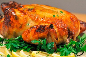 Pollo al horno con limón y perejil