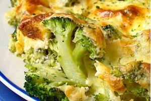 Casserole d'oeufs de brocoli