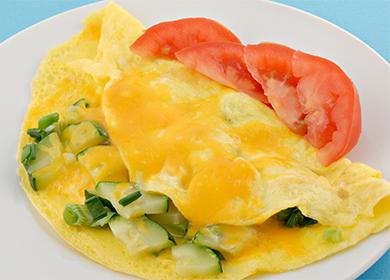 Omelette luxuriante dans le multicuiseur  recettes d'omelette magnifiques
