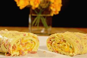 Omelet and ham roll