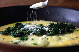 Omelette aux épinards et au fromage