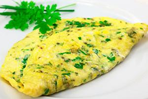 Omelet with spinach and leek