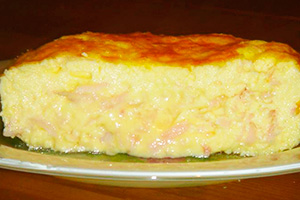Boiled omelet with meat