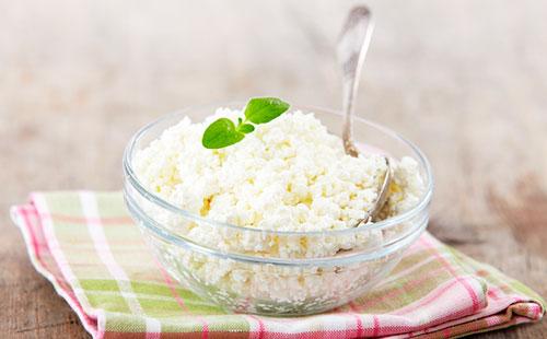 Cottage cheese in a glass bowl