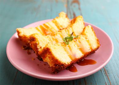 Cottage cheese casserole with thickened