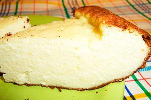 cottage cheese casserole on a green plate
