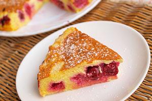 Curd cake with cherry without semolina