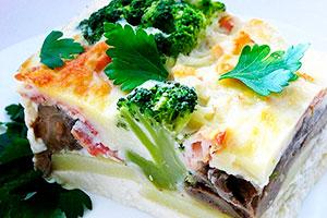 Potato casserole with mushrooms and broccoli