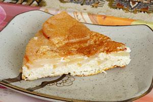 Cottage cheese casserole with pear