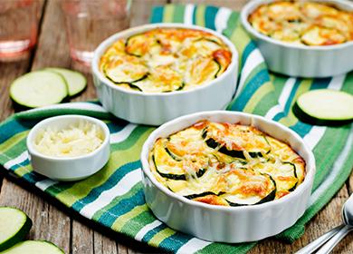 Casserole with zucchini, chicken and tomatoes  how to cook a delicious casserole with kefir