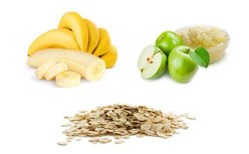 Bananas, applesauce and oatmeal