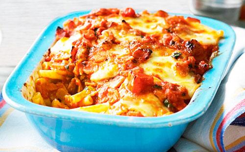 Pasta casserole with egg - main course or dessert