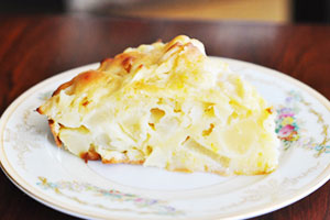 Charlotte dans une casserole à la cannelle