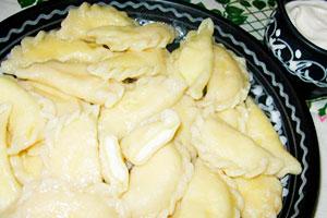 Salted dumplings with cottage cheese