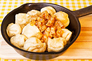 Dumplings with radish and bacon