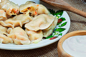 Steamed Dumplings with Cabbage