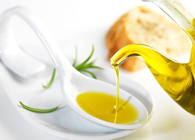 Olive oil in a spoon