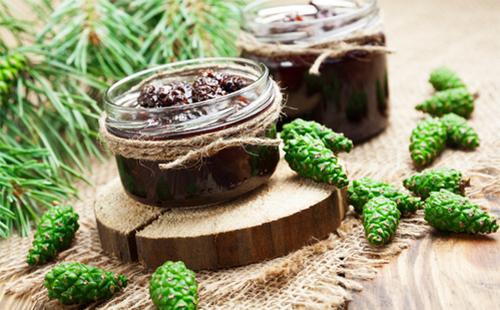Pine cone jam in a small jar