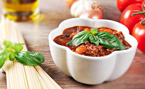 Bolognese sauce in a bowl