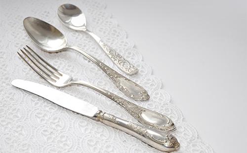 Knife, fork and spoons