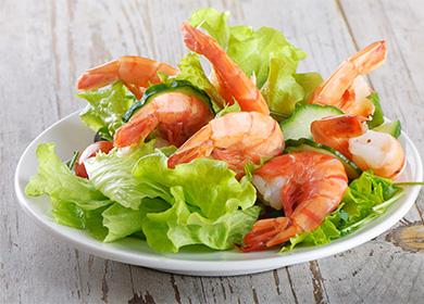 7 recipes for seafood salads: delicious resort-themed fantasies