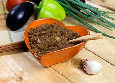 Recepti kavijara od patlidžana: od klasičnih prema GOST-u do brzog kuhanja i bez sterilizacije