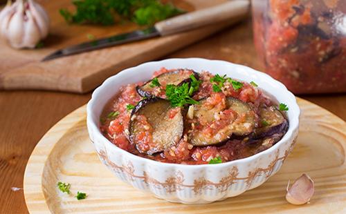 Eggplant recipe in adjika for the winter: it will relieve cholesterol, and it will not harm the figure