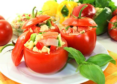 Punjene rajčice u pećnici, spor štednjak i mikrovalna, kao i recepti za svježe i kisele bačve