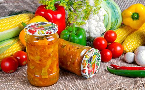 Squash caviar in jars