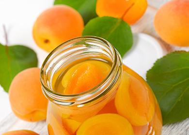Apricot compote: 10 options for a sunny homemade drink