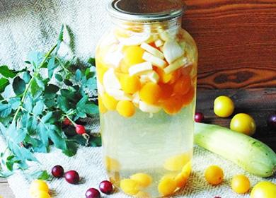 Calabacín estofado para el invierno: la receta principal y cómo obtener sabores inesperados de frutas y bayas