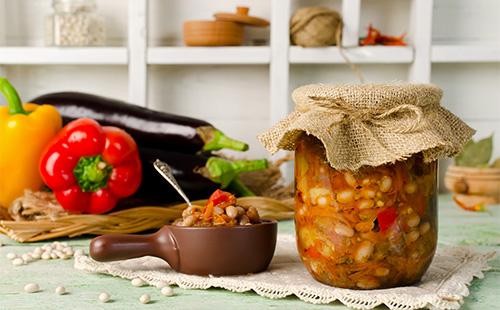 Lecho d'aubergines et de haricots