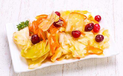 Pickled Cabbage with Cranberries