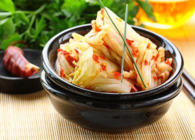 Spicy pickled cabbage