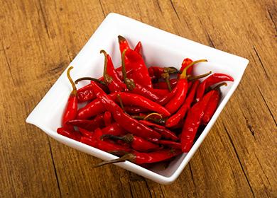 Pickled hot peppers: recipes, and how the Georgian method differs from the Armenian