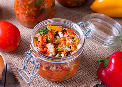 Vegetable salad in a jar