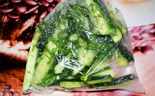 Pickling cucumbers in a package