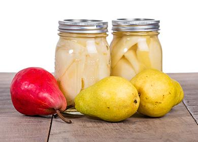 Pears in syrup for the winter: preparation of sugar, caramel, honey treats whole and sliced