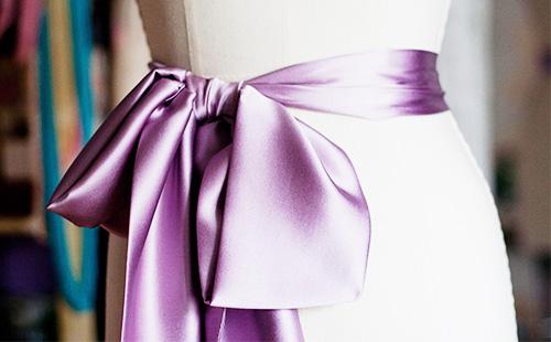 Lazo de cinta de raso lila