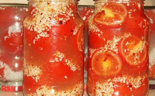 Tomates sous la neige pour l'hiver