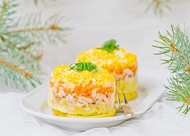 Salade de mimosa avec conserves, poisson salé, bâtonnets de crabe et foie de morue: 12 recettes délicieuses