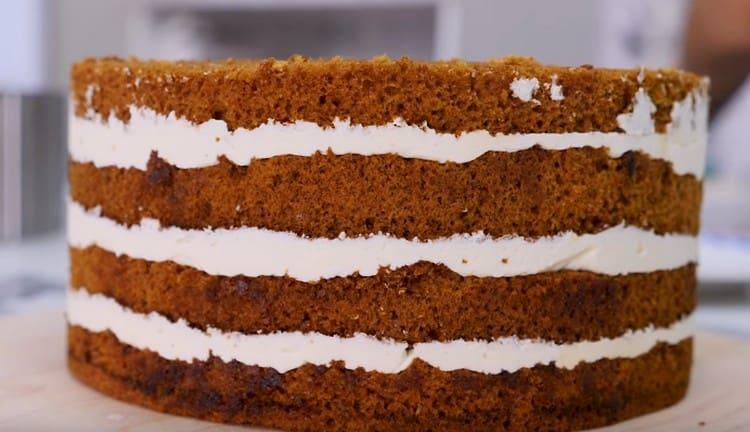 Comme vous pouvez le constater, un tel gâteau éponge avec crème pâtissière est facile à préparer.