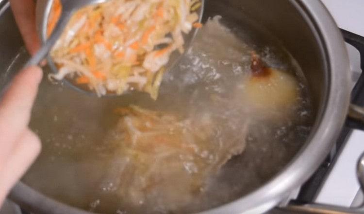 Add sauerkraut to the future broth.